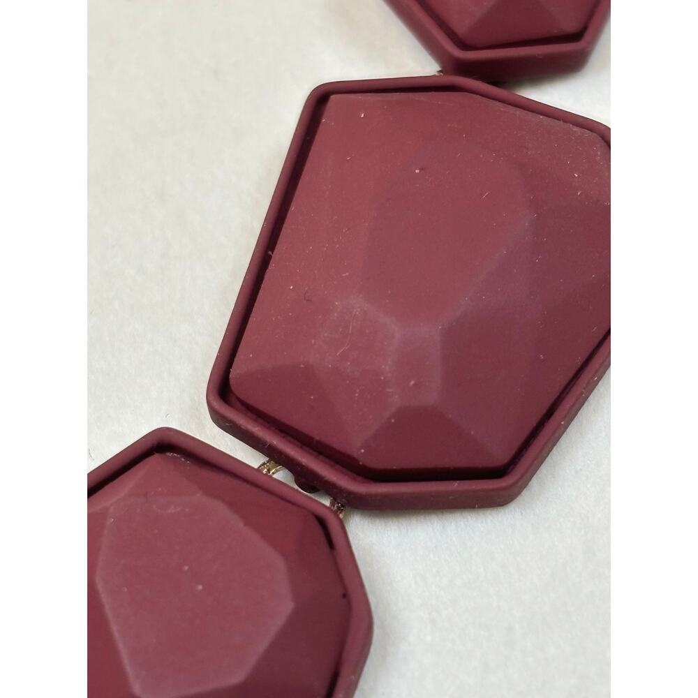 CHARMING CHARLIE Necklace Gold Tone 18" Burgundy Matte Resin Statement Bib - Picture 4 of 6